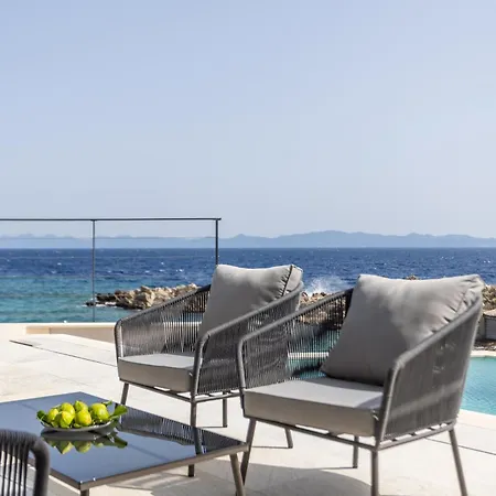 Mare Peljesac Βίλα *