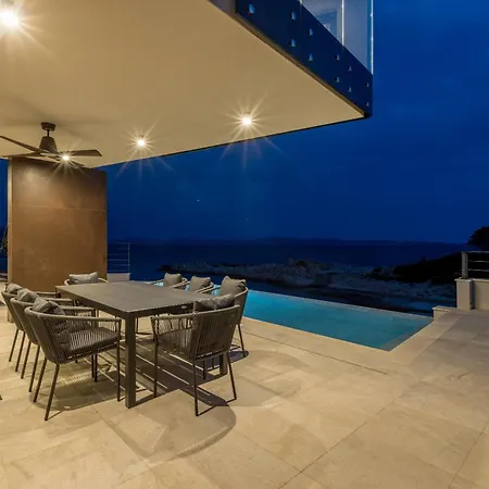 Mare Peljesac Villa *